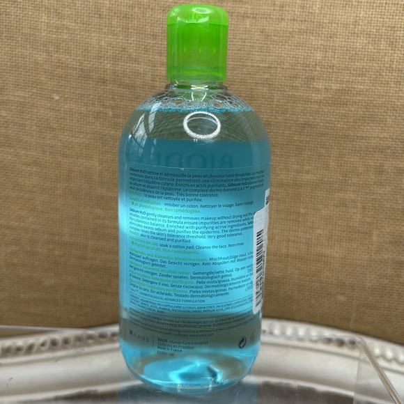 Bioderma Sébium H2O Purifying Cleansing Micellar Water - Picture 3 of 6